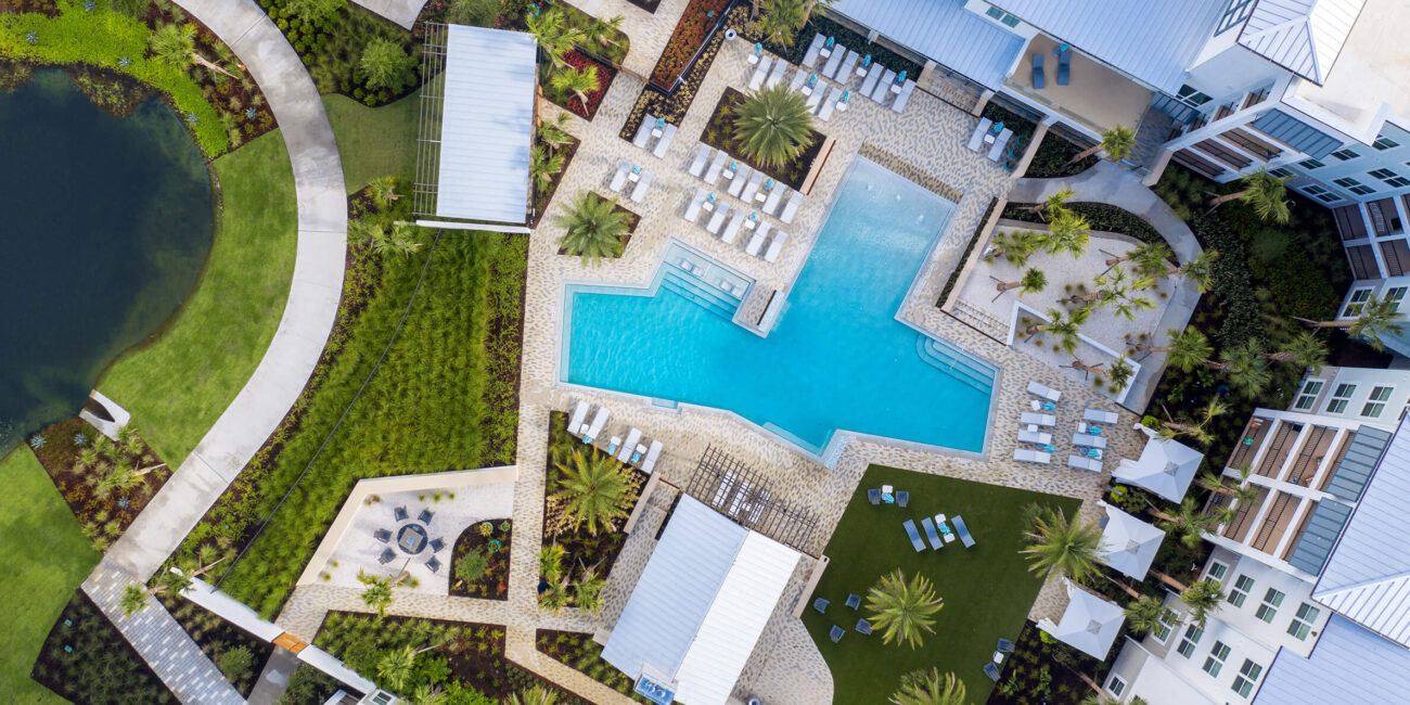 Bainbridge at Westshore Marina aerial of pool and lounge area